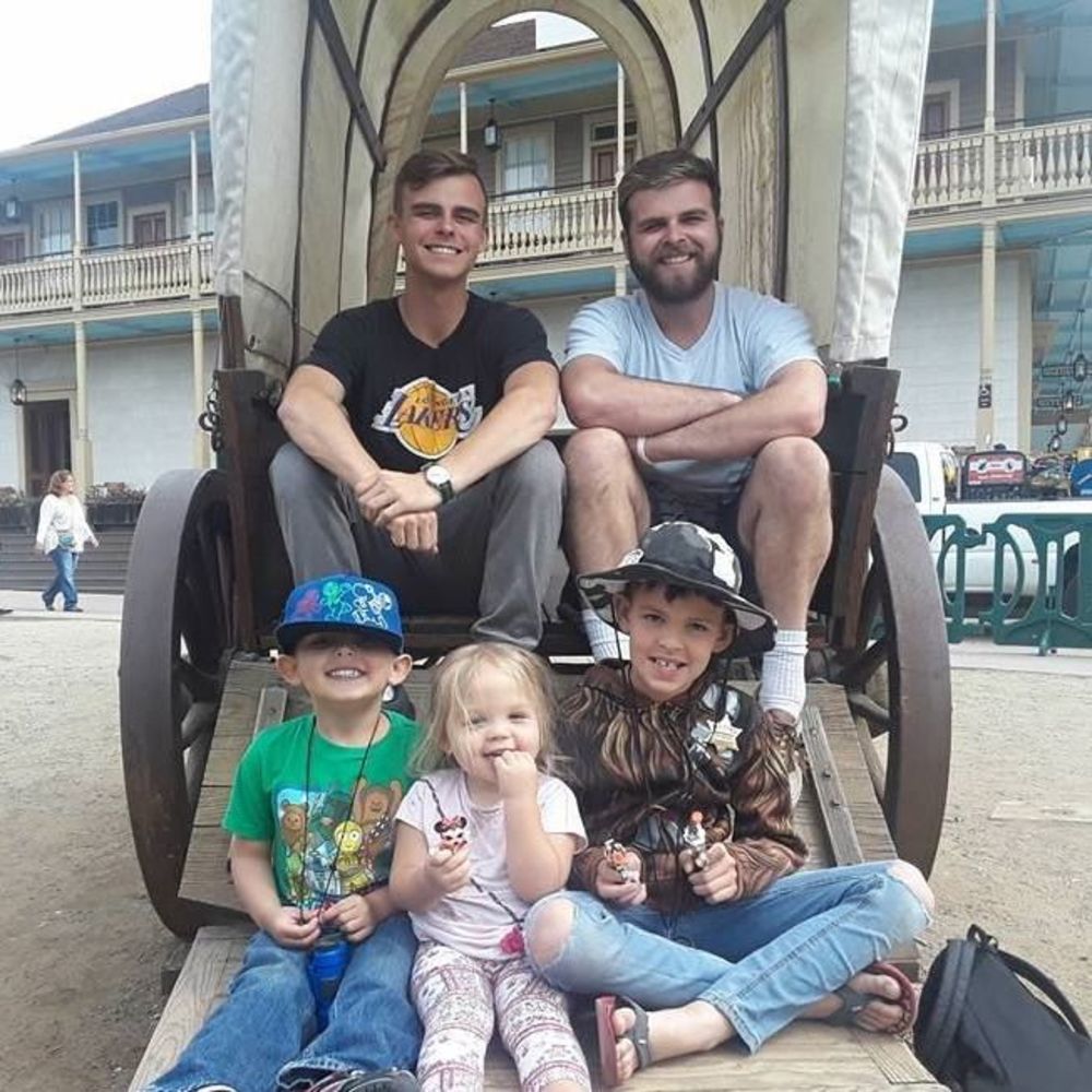 Meet your Posher, Bruce